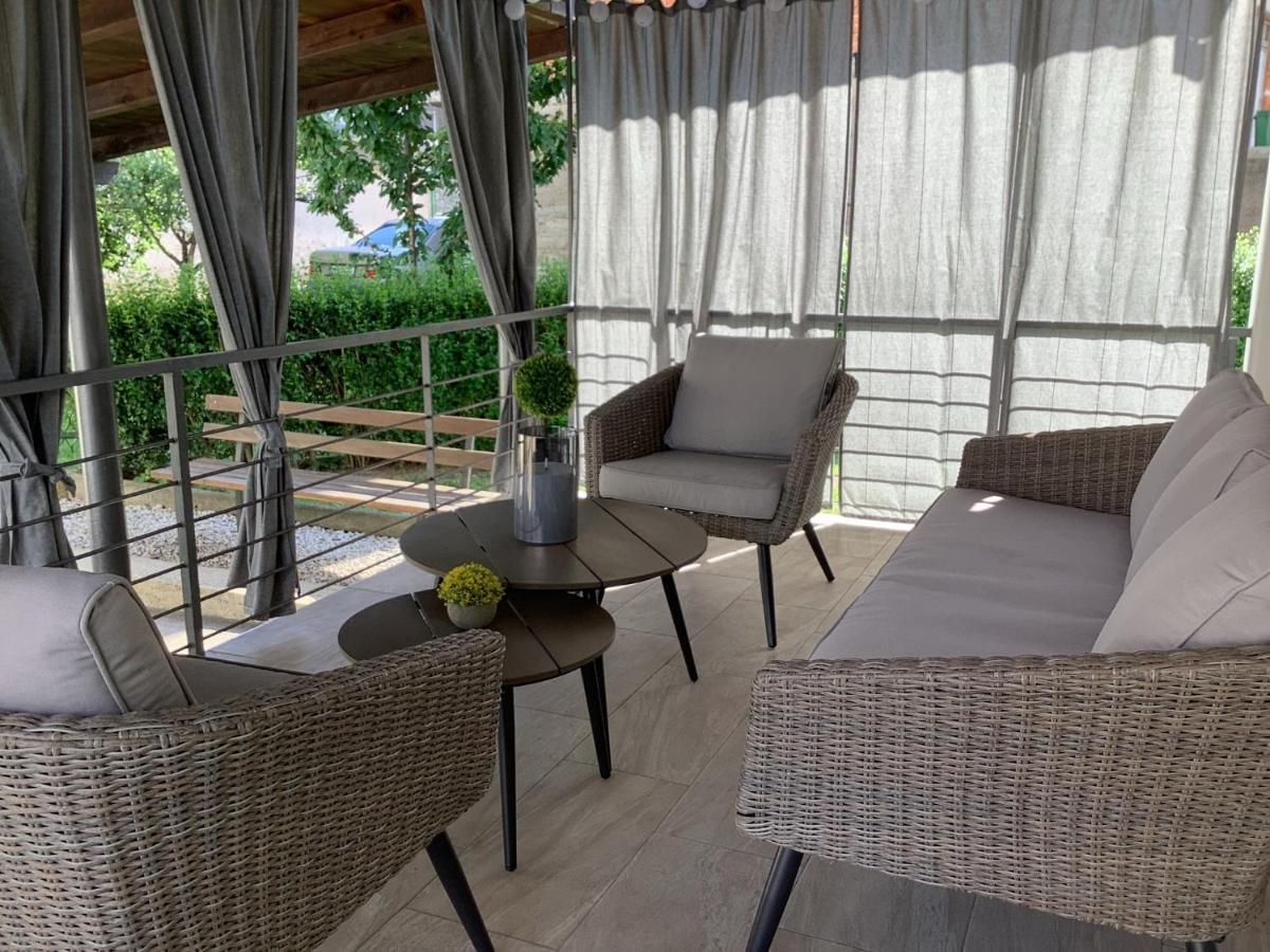 Apartman Studio Sonas 3 With Free Private Parking Karlovac Eksteriør bilde