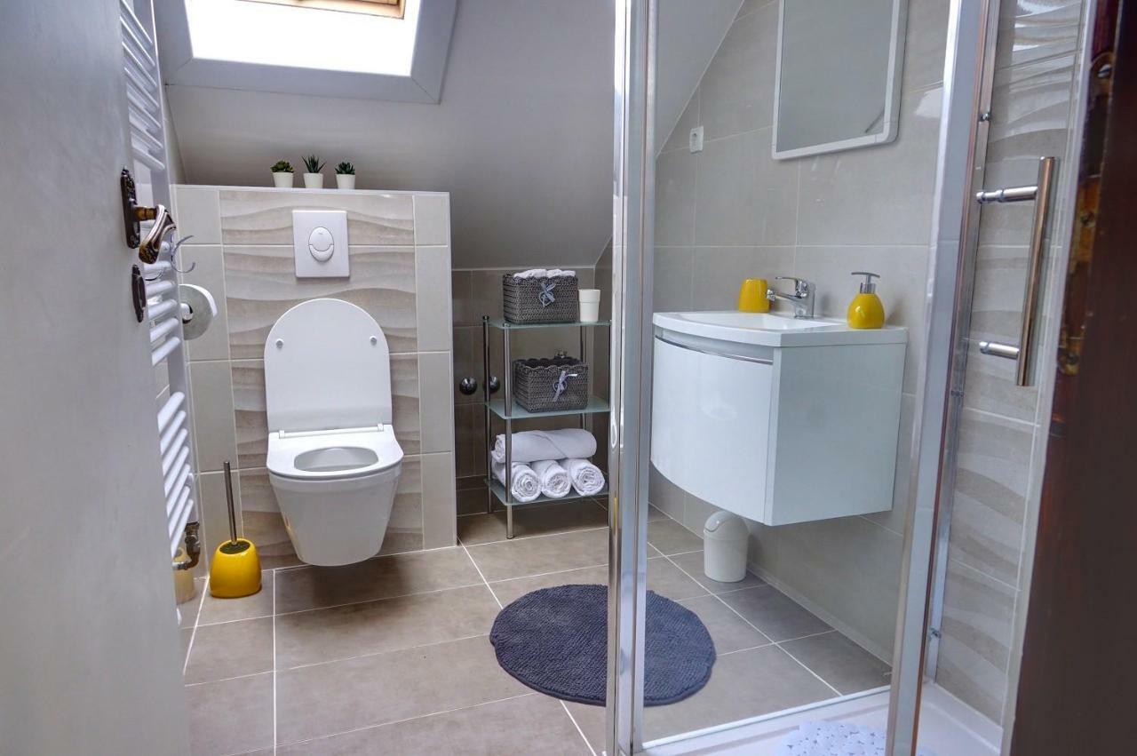 Apartman Studio Sonas 3 With Free Private Parking Karlovac Eksteriør bilde