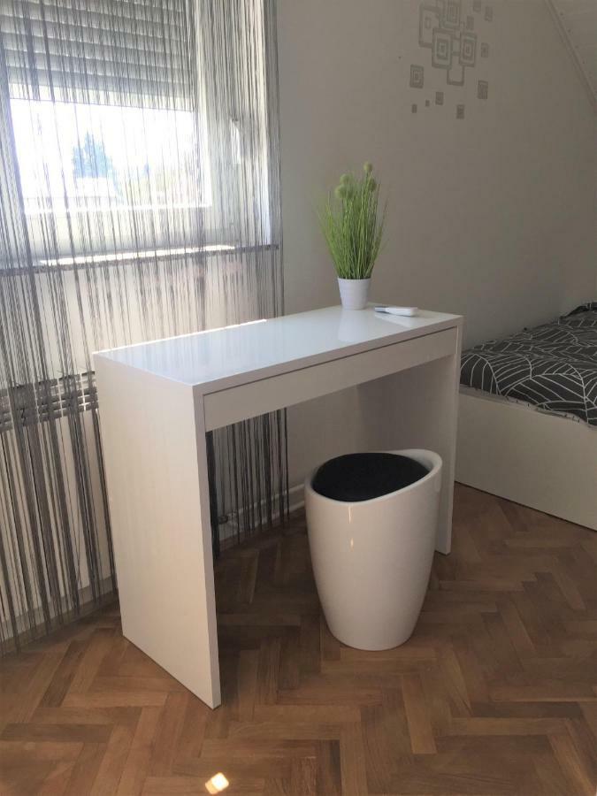 Apartman Studio Sonas 3 With Free Private Parking Karlovac Eksteriør bilde
